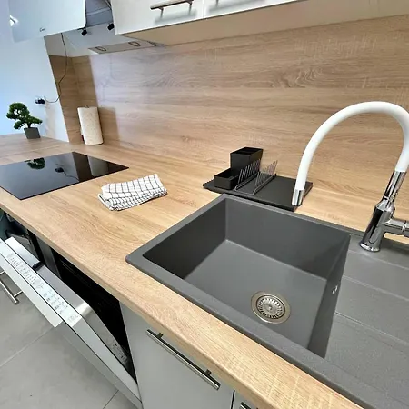 Apartamento Bonum With Private Pool Šilo