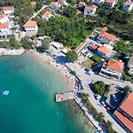 Bonum With Private Pool Apartment