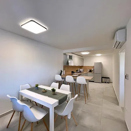 Apartman Bonum With Private Pool
