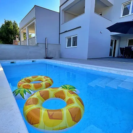 Apartmán Bonum With Private Pool